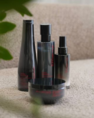 Ashita Supreme Restage Nová a vylepšená řada pro revitalizaci, uhlazení, hydrataci, lesk, redukci lámání vlasů a...