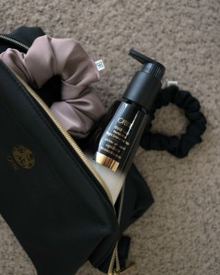 Noční sérum je nejžhavější novinkou od značky Oribe.🌙 Noční séra zažívají poslední měsíce obrovský boom a většina značek...