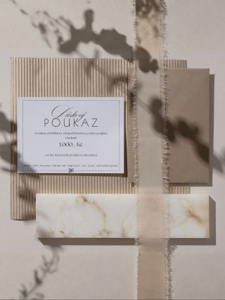 Udělejte radost svým blízkým krásnými vlasy v podobě poukázky na nákup na e-shopu s profesionální konzultací péče a...